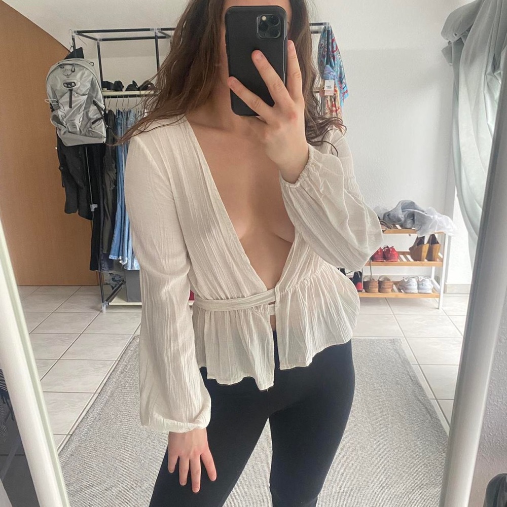 Cream wrap top